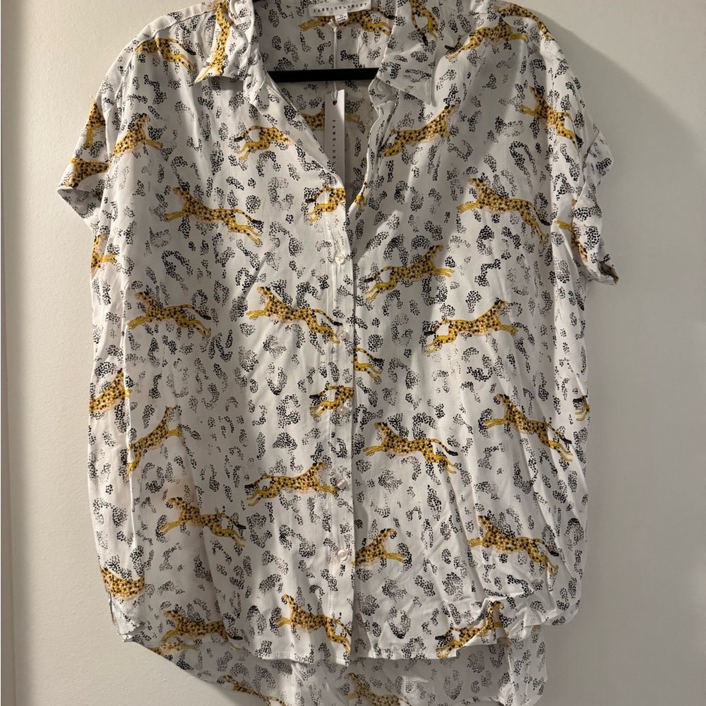 Jane and Delancey Women’s XL White Shirt with Cheetah Print NWT